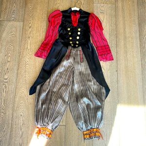 Alice through the looking grass movie costume
